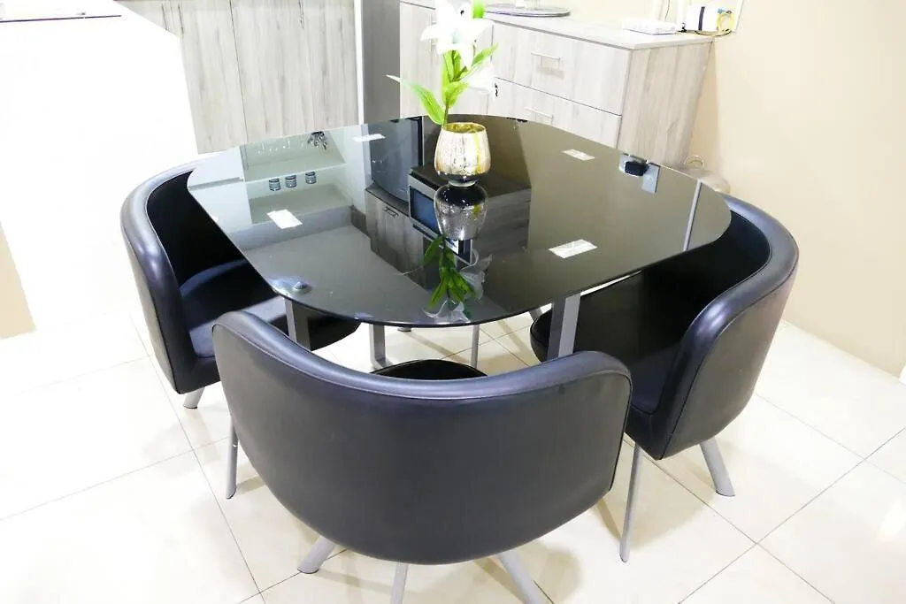 Departamento Familiar Riverfront Guayaquil